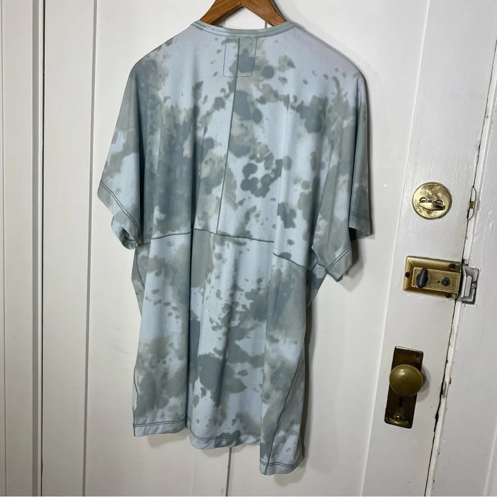 Nike Yoga Dri-fit Allover Print Yoga Top Blue Green XL